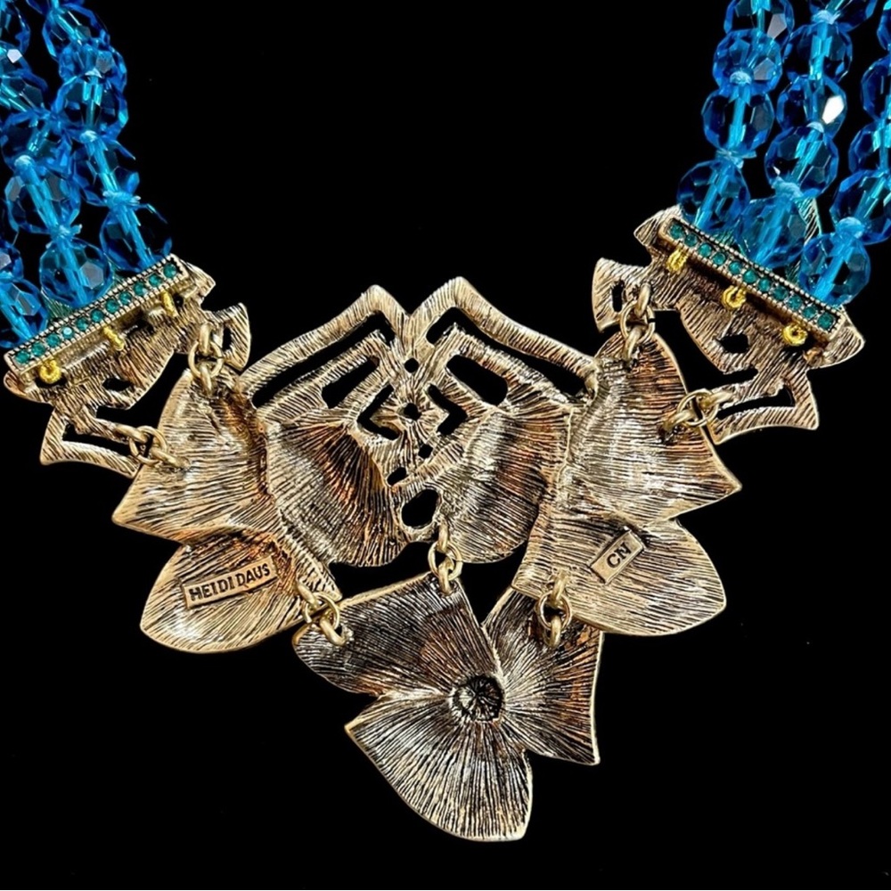 Heidi Daus Bold Blue Multicolor Crystal Floral Statement Necklace - Picture 4 of 6